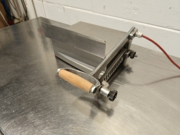 Trancheuse à fromage Unika